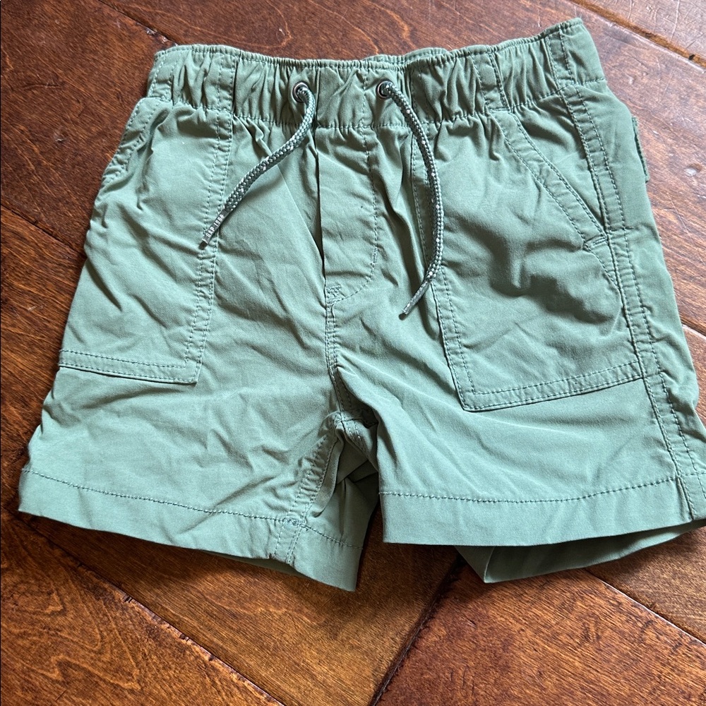 3/10$ GAP Sage Green Quick Dry Toddler Shorts